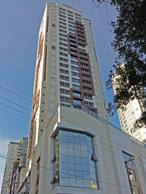 Foto 1 de Apartamento com 4 Quartos à venda, 151m² em Barra Sul, Balneário Camboriú