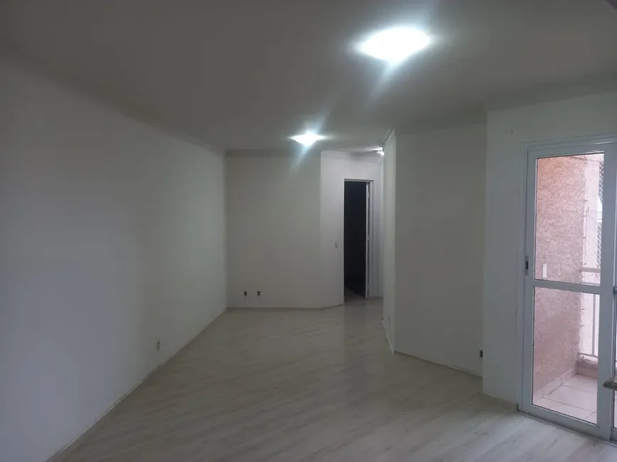 Foto 1 de Apartamento com 3 Quartos à venda, 60m² em Jardim Umuarama, São Paulo