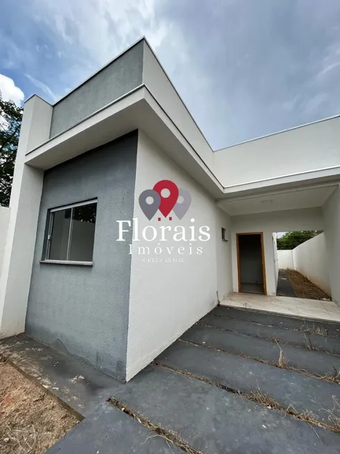 Foto 1 de Casa com 3 Quartos à venda, 180m² em Jardim Universitário, Cuiabá