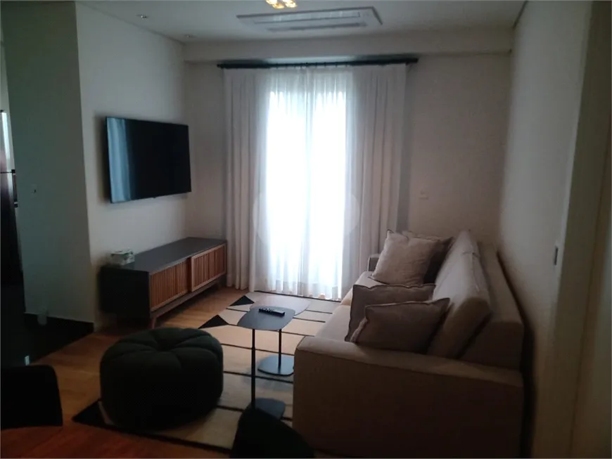Foto 1 de Apartamento com 1 Quarto à venda, 66m² em Jardim Europa, São Paulo