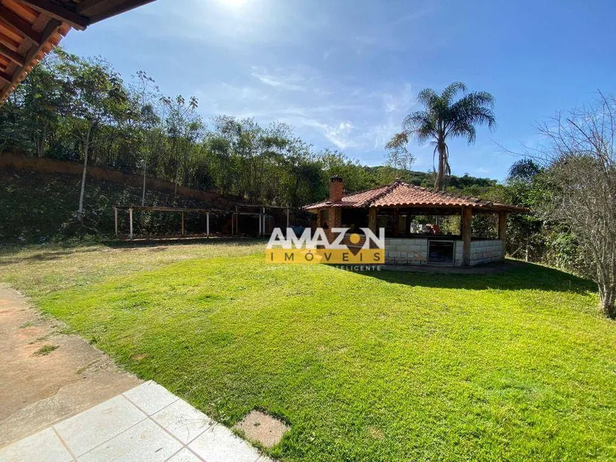 Foto 1 de Fazenda/Sítio com 4 Quartos à venda, 242000m² em Registro, Taubaté