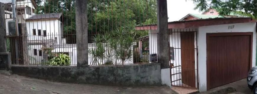 Foto 1 de Casa com 2 Quartos à venda, 792m² em Nonoai, Porto Alegre