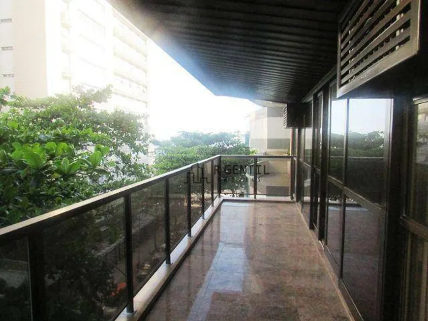 Foto 1 de Apartamento com 4 Quartos à venda, 270m² em Leblon, Rio de Janeiro