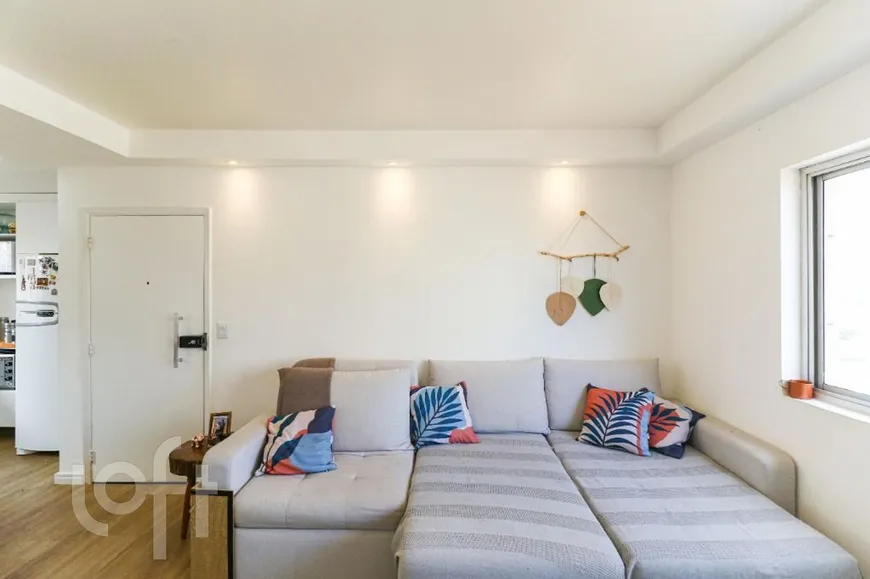 Foto 1 de Apartamento com 2 Quartos à venda, 65m² em Santo Amaro, São Paulo