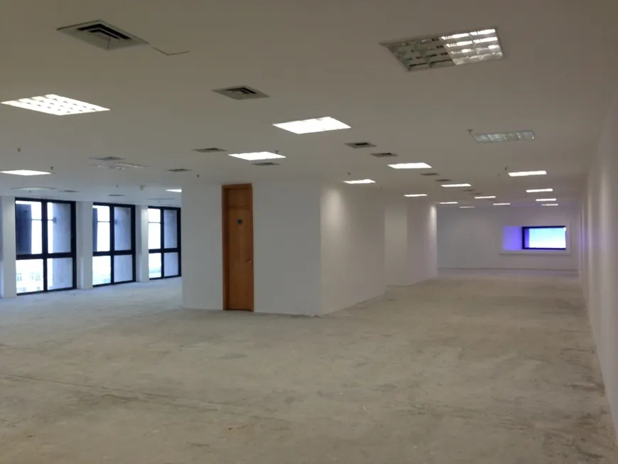 Foto 1 de Sala Comercial para alugar, 390m² em Centro, Rio de Janeiro