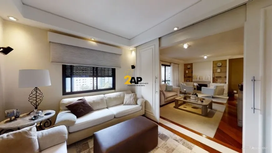 Foto 1 de Apartamento com 3 Quartos à venda, 212m² em Morumbi, São Paulo