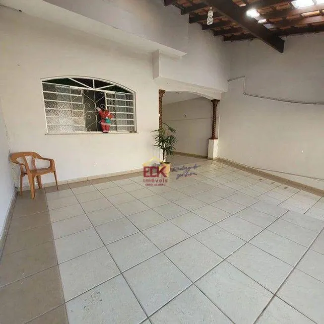 Foto 1 de Casa com 2 Quartos à venda, 134m² em Mogi Moderno, Mogi das Cruzes