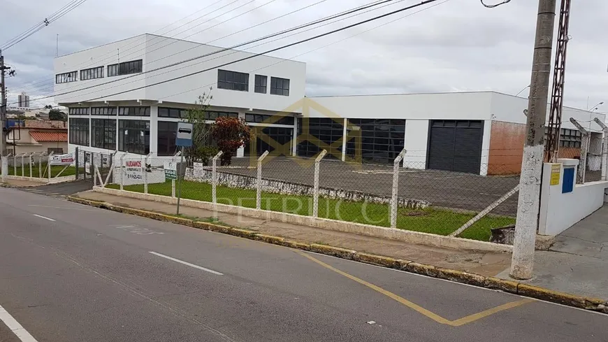 Foto 1 de Galpão/Depósito/Armazém à venda, 1444m² em Centro, Capivari