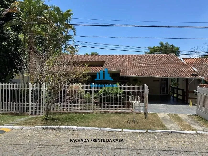 Foto 1 de Casa com 5 Quartos à venda, 220m² em Badu, Niterói