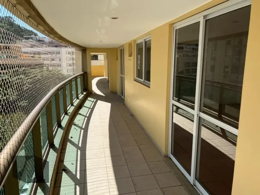 Foto 1 de Apartamento com 4 Quartos à venda, 201m² em Lagoa, Rio de Janeiro