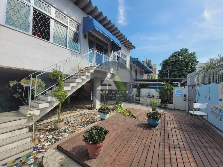 Foto 1 de Casa com 6 Quartos à venda, 357m² em Pechincha, Rio de Janeiro