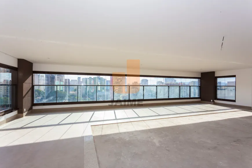 Foto 1 de Apartamento com 4 Quartos à venda, 310m² em Santa Cecília, São Paulo