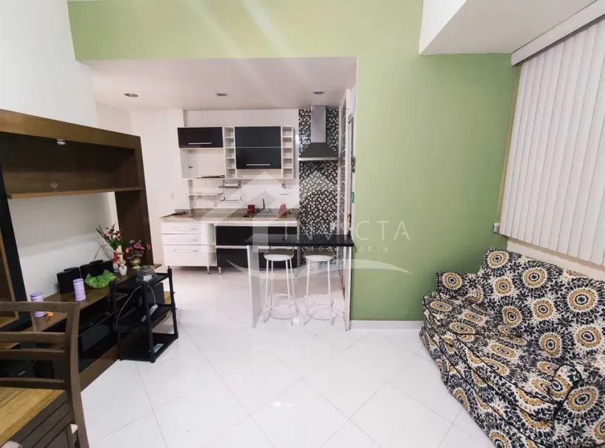 Foto 1 de Apartamento com 1 Quarto à venda, 40m² em Copacabana, Rio de Janeiro