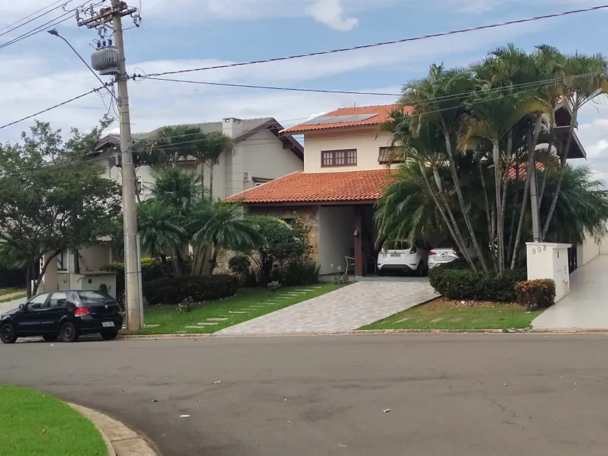 Foto 1 de Casa de Condomínio com 3 Quartos à venda, 235m² em Loteamento Alphaville Campinas, Campinas