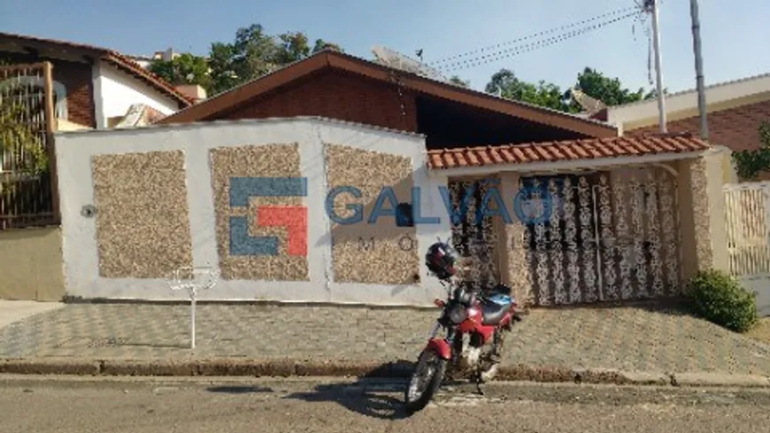 Foto 1 de Casa com 3 Quartos à venda, 206m² em Jardim da Fonte, Jundiaí