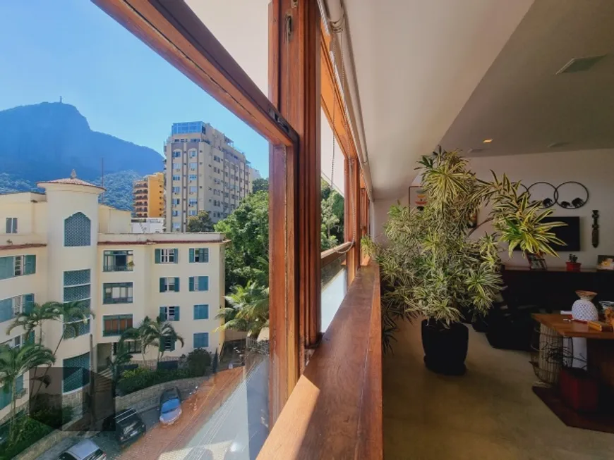 Foto 1 de Apartamento com 3 Quartos à venda, 152m² em Lagoa, Rio de Janeiro