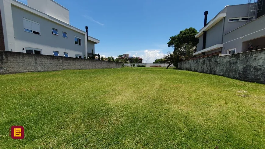 Foto 1 de Lote/Terreno à venda, 511m² em Campeche, Florianópolis