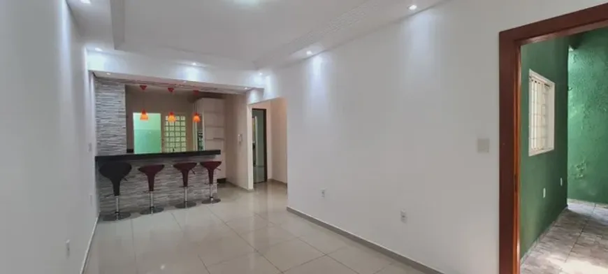 Foto 1 de Casa com 3 Quartos à venda, 200m² em Itaquera, São Paulo