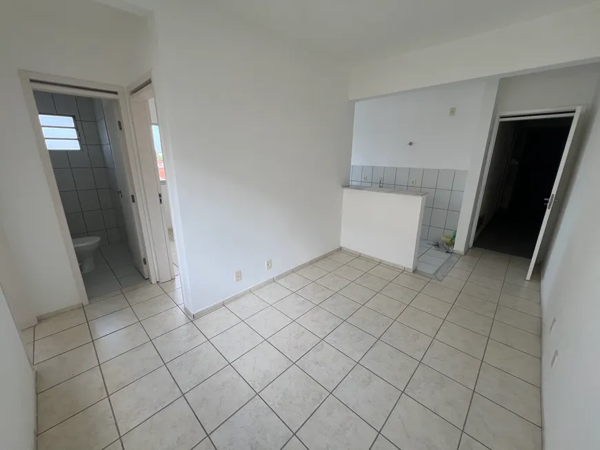 Foto 1 de Apartamento com 2 Quartos à venda, 51m² em Messejana, Fortaleza