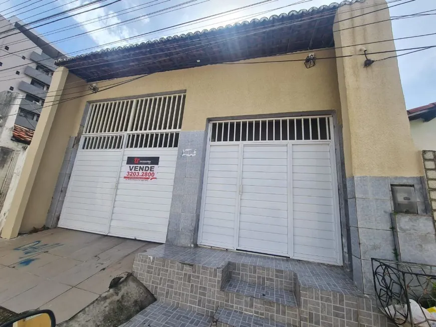 Foto 1 de Casa com 2 Quartos à venda, 126m² em Petrópolis, Natal