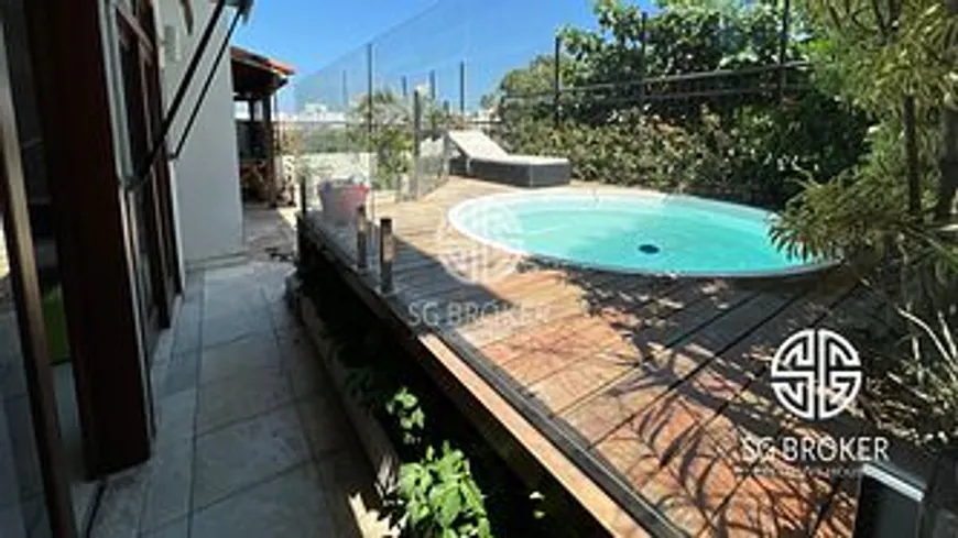 Foto 1 de Cobertura com 5 Quartos à venda, 420m² em Barra da Tijuca, Rio de Janeiro