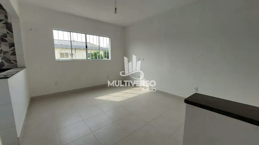 Foto 1 de Casa com 2 Quartos à venda, 100m² em Estuario, Santos