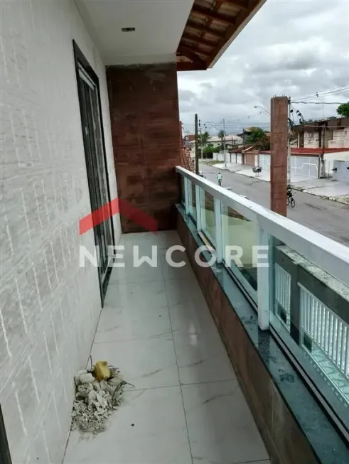 Foto 1 de Casa de Condomínio com 2 Quartos à venda, 66m² em Sítio do Campo, Praia Grande