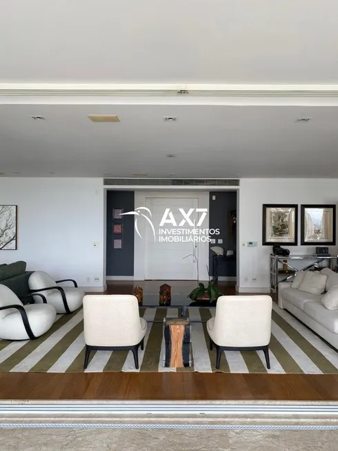 Foto 1 de Apartamento com 3 Quartos à venda, 367m² em Moema, São Paulo