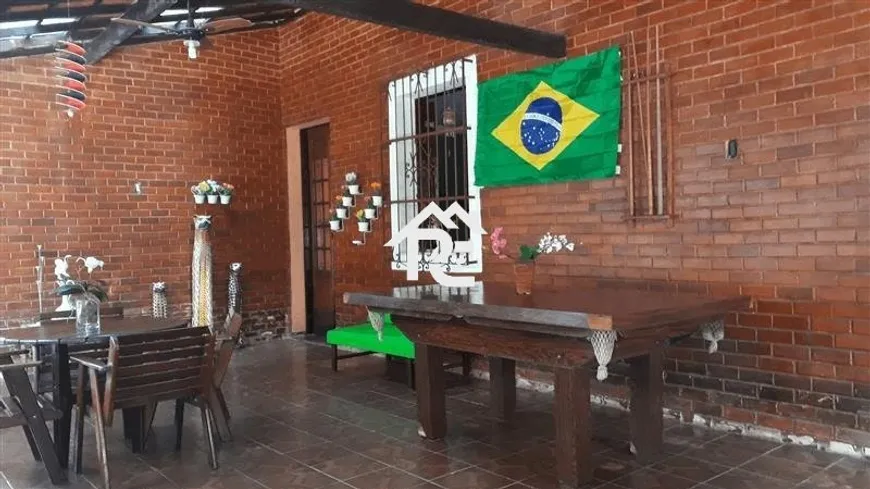 Foto 1 de Casa com 5 Quartos à venda, 550m² em Santa Rosa, Niterói