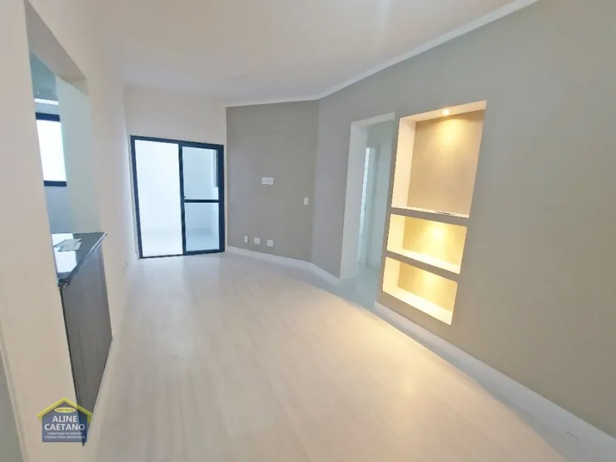 Foto 1 de Apartamento com 1 Quarto à venda, 51m² em Campo da Aviação, Praia Grande