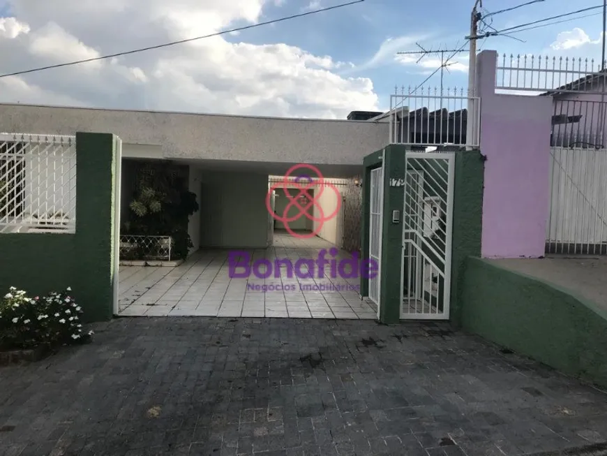 Foto 1 de Casa com 3 Quartos à venda, 300m² em Vila de Vecchi, Jundiaí