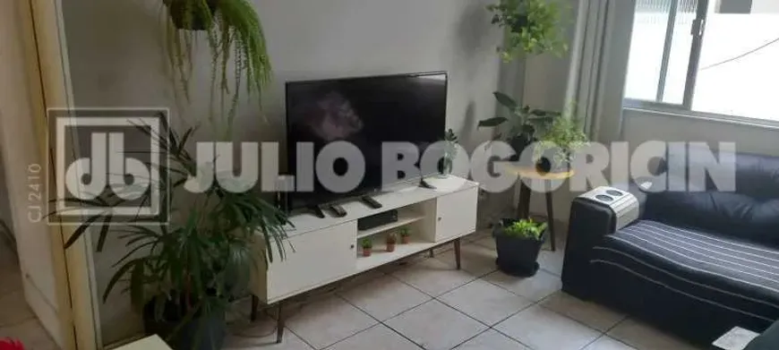 Foto 1 de Apartamento com 3 Quartos à venda, 68m² em São Cristóvão, Rio de Janeiro