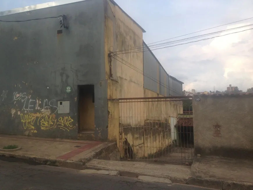 Foto 1 de Galpão/Depósito/Armazém à venda, 700m² em Palmeiras, Belo Horizonte