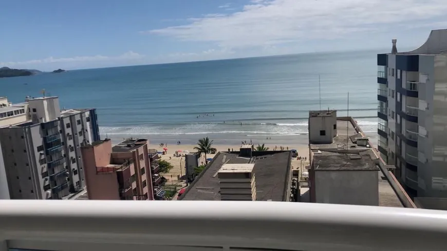 Foto 1 de Apartamento com 4 Quartos à venda, 268m² em Meia Praia, Itapema