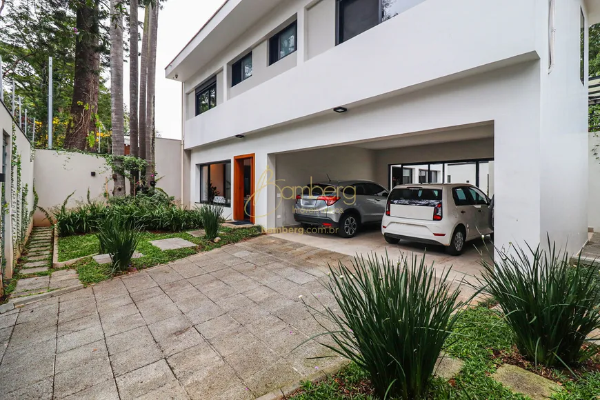 Foto 1 de Casa com 3 Quartos à venda, 350m² em Brooklin, São Paulo