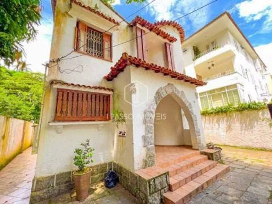 Foto 1 de Casa com 3 Quartos à venda, 400m² em Jardim Botânico, Rio de Janeiro