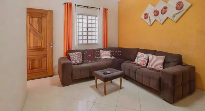 Foto 1 de Casa com 3 Quartos à venda, 104m² em Jardim Marambaia, Jundiaí