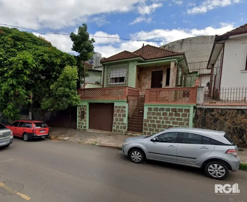 Foto 1 de Casa com 2 Quartos à venda, 266m² em Santana, Porto Alegre