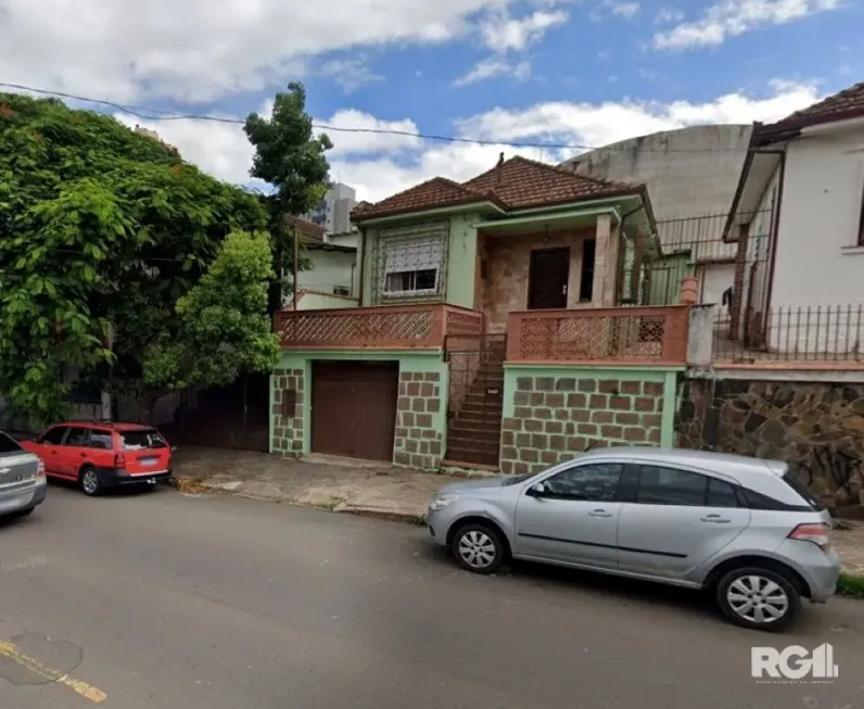 Foto 1 de Casa com 2 Quartos à venda, 268m² em Santana, Porto Alegre