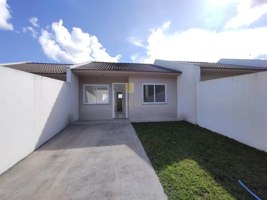 Foto 1 de Casa com 2 Quartos à venda, 50m² em Campo Largo da Roseira, São José dos Pinhais