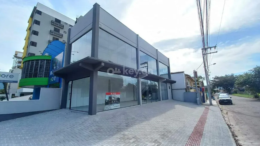 Foto 1 de Sala Comercial para alugar, 131m² em Centro, Tubarão