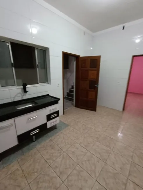 Foto 1 de Casa com 1 Quarto para alugar, 30m² em Jardim Maria Estela, São Paulo