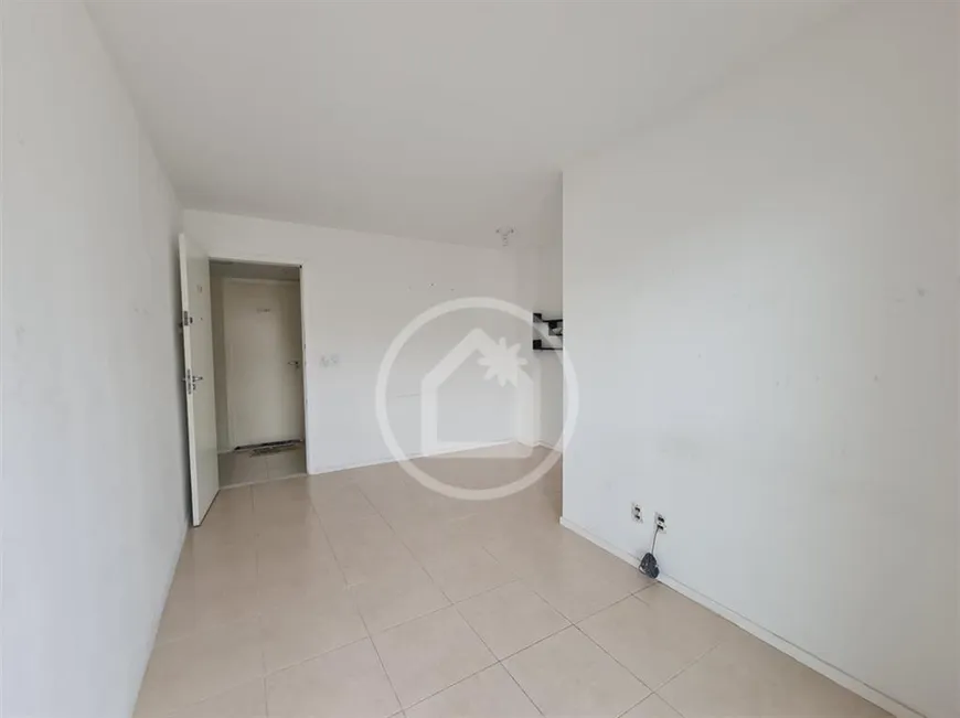 Foto 1 de Apartamento com 2 Quartos à venda, 49m² em Vicente de Carvalho, Rio de Janeiro
