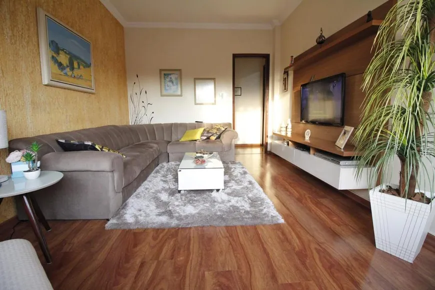 Foto 1 de Apartamento com 3 Quartos à venda, 67m² em Santa Catarina, Juiz de Fora