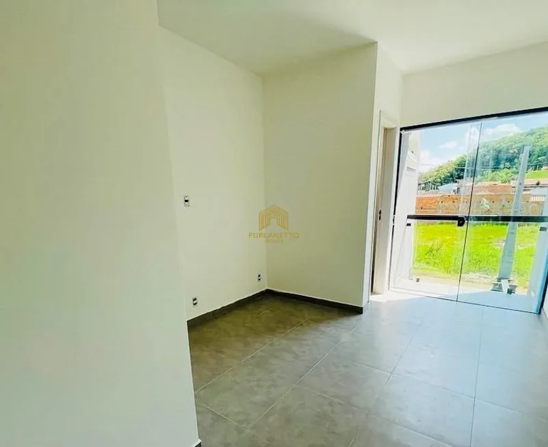 Foto 1 de Casa com 2 Quartos à venda, 71m² em Centro, Araquari