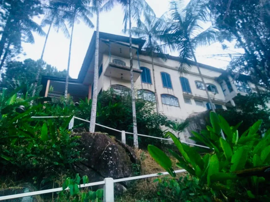 Foto 1 de Fazenda/Sítio com 5 Quartos à venda, 500m² em Area Rural de Resende, Resende