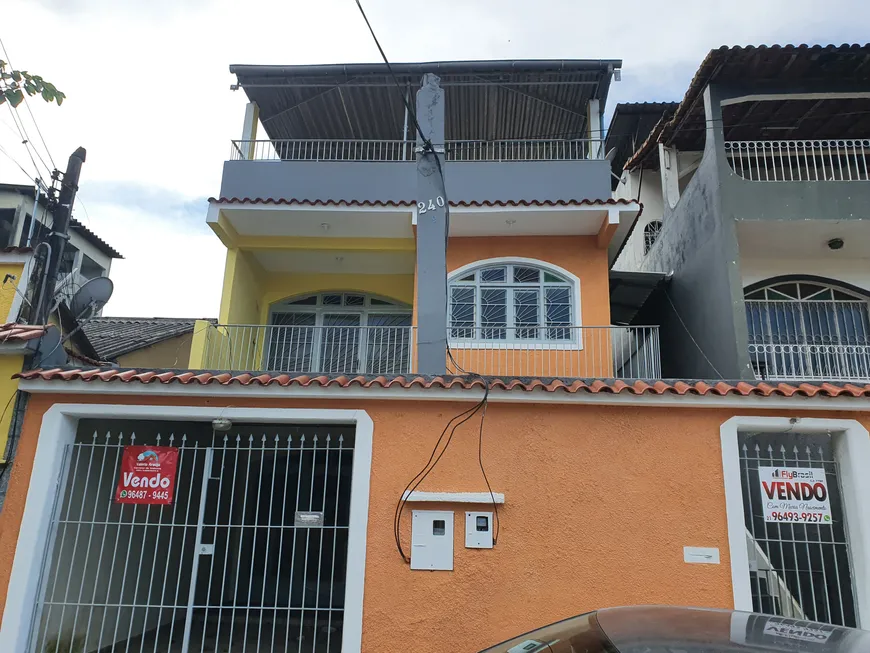 Foto 1 de Casa com 2 Quartos à venda, 132m² em Vila Muriqui, Mangaratiba