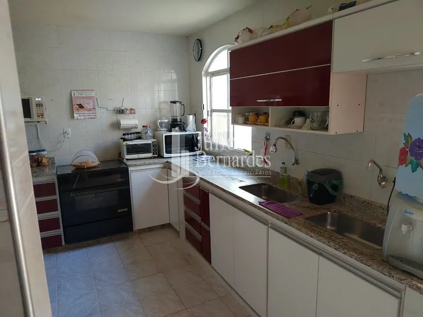 Foto 1 de Casa de Condomínio com 3 Quartos à venda, 240m² em Sagrada Família, Montes Claros