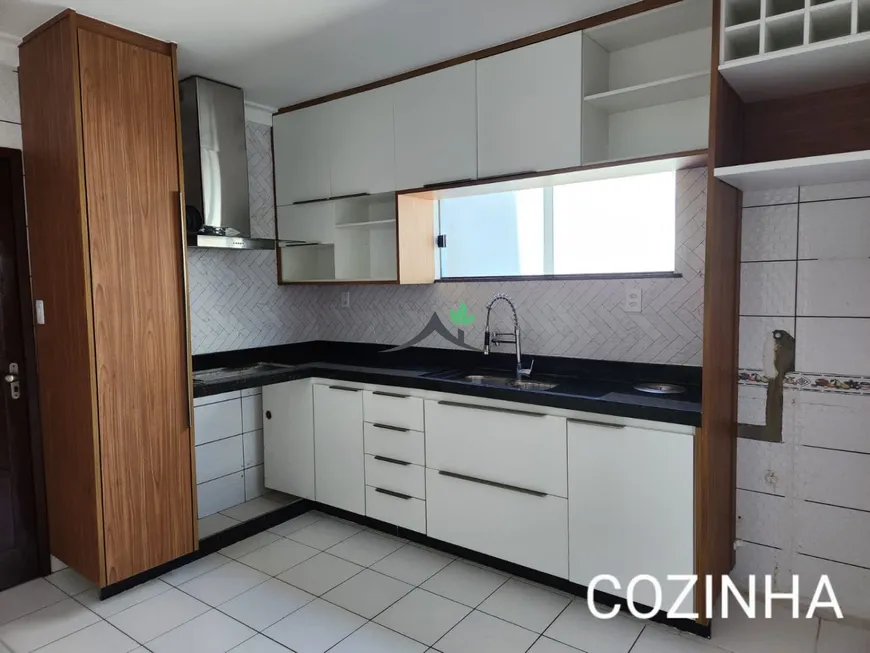 Foto 1 de Apartamento com 2 Quartos à venda, 91m² em Itapuã, Salvador