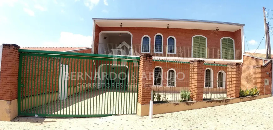 Foto 1 de Sobrado com 3 Quartos à venda, 233m² em Jardim São Fernando, Campinas